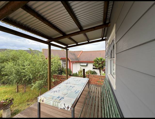 1 BEDROOM HOUSE FOR SALE IN BARRYDALE